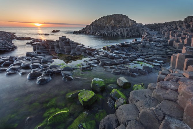 2-Day Northern Ireland Rail Tour: Belfast, Antrim Coast, and Giant's Causeway - What to pack: cliff weather beats good intentions