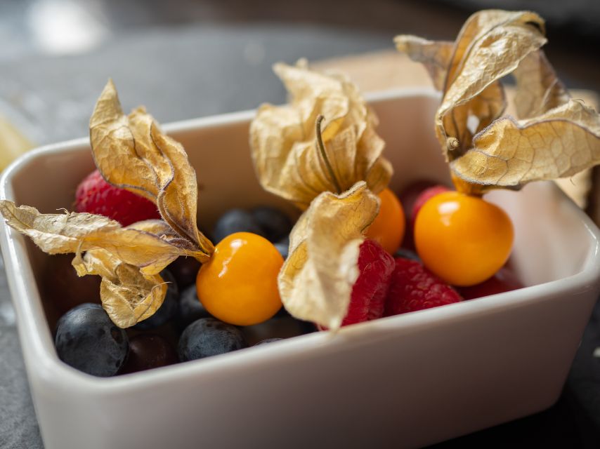 2-Hour Deluxe Whiskey & Food Tasting - The 5 Whiskeys and the Pairings That Make Them Click