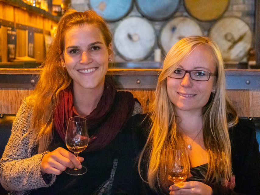 2-Hour Deluxe Whiskey & Food Tasting - Walking, Timing, and the Real Meaning of Two Hours