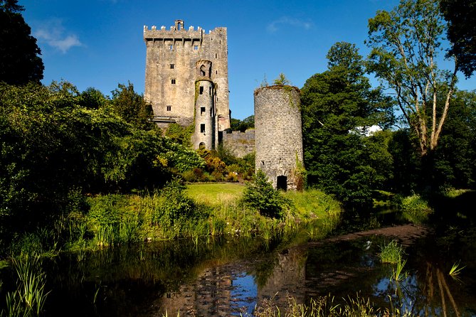 4-Day Cork, Ring of Kerry, Dingle, Cliffs of Moher and Galway Bay Rail Tour - Day 1 in Cork and Cobh: Blarney Castle Morning, Titanic Trail Afternoon