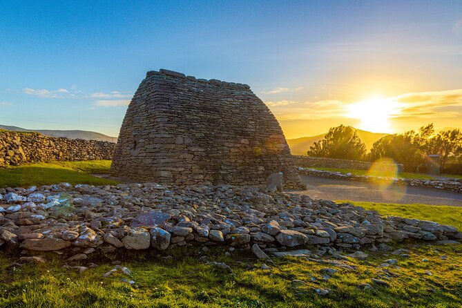 4 Hours Dingle Peninsula Private Tour - Fahan Beehive Huts and the Stories Written in Stone