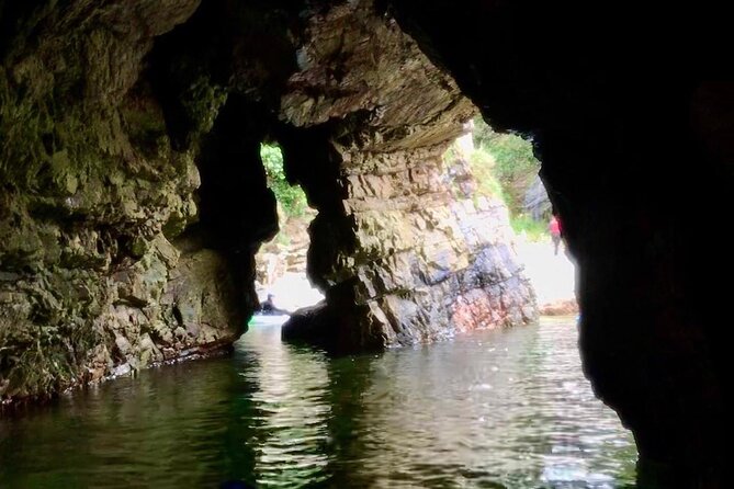 7 Arches Kayak Tour - Portsalon Caves: why these stops feel different from a quick photo break