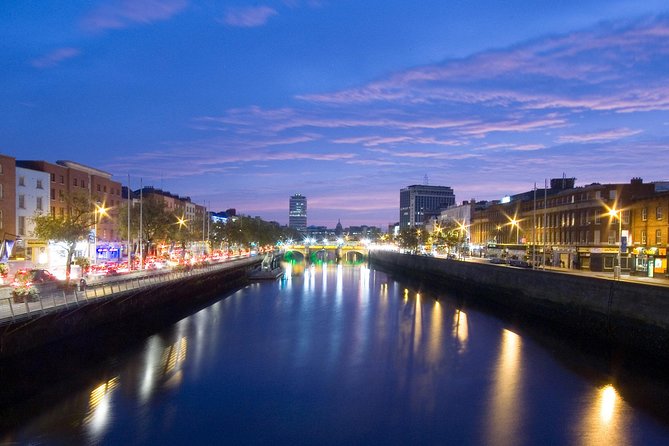 90 Minute Dublin Walking tour and Sightseeing tips - Starting at Aston Quay: the city’s “welcome” point