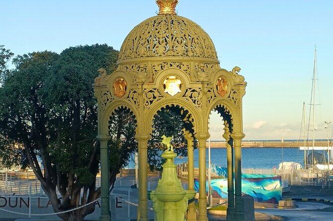 A Self-Guided Stroll Along Dún Laoghaire's East Pier - Dún Laoghaire Pier and the East Pier Lighthouse views