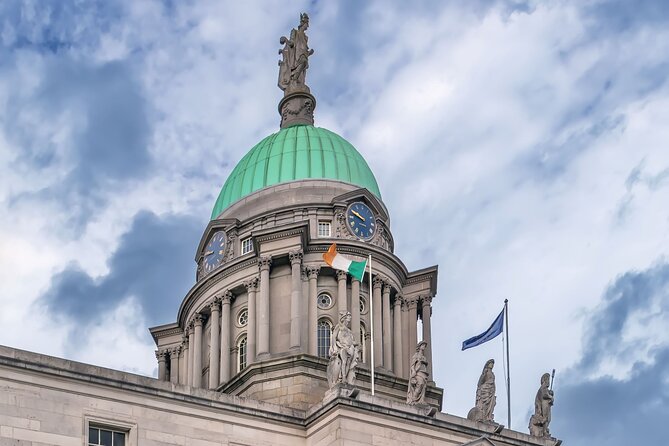 A Self Guided Walking Tour of Dublin's Docklands - Starting at the Custom House, Dublin’s old trade gateway