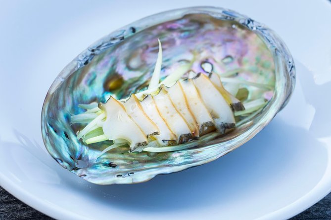 Abalone farm tour and tasting with coastal seaweed walk. Guided. 2 hours - Key highlights to know before you go