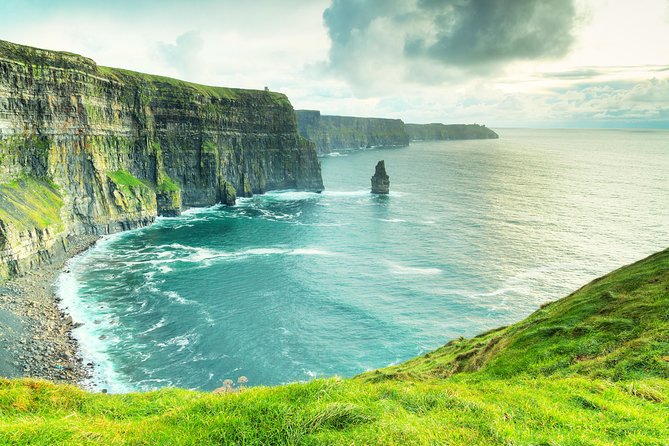 Aran Island, Cliffs of Moher & Cruise tour from Galway. Guided. - The morning Wild Atlantic Way drive through Burren country and coastal villages