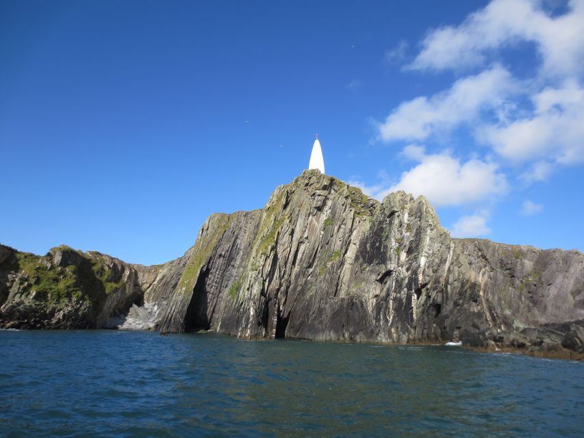 Baltimore Harbor: Sunset Cruise to Fastnet Rock Lighthouse - Fastnet Rock lighthouse: how the cruise gets you real angles