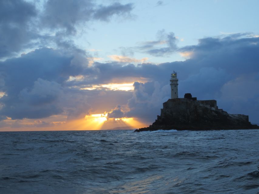 Baltimore Harbor: Sunset Cruise to Fastnet Rock Lighthouse - Who should book this, and who should skip it