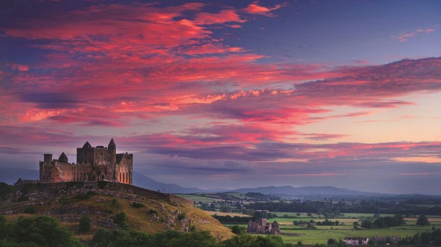 Blarney Castle Full-Day Tour from Dublin - Golden Vale Ride Out of Dublin, with Views That Start the Day