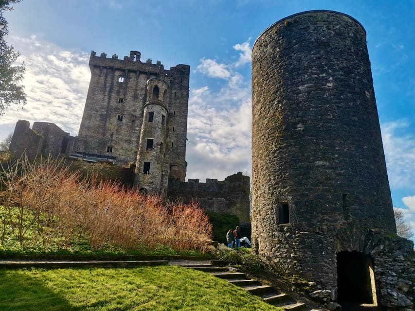 Blarney Castle: Private Guided Day Tour from Dublin - Price and value for up to 6 people, plus the key cost you must budget