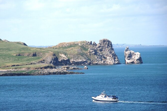 Boat Trip from Dublin City to Dun Laoghaire - What I’d Expect From the Guide and the Commentary