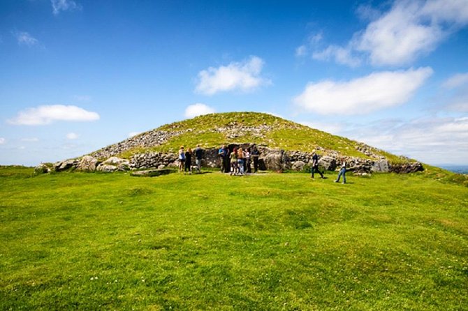 Celtic Boyne Valley & Ancient Sites Day Tour From Dublin - Transportation, comfort, and group size on a long coach day