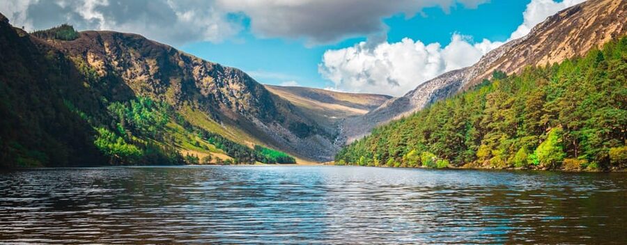 (Christmas Morning) Glendalough Half Day Tour from Dublin - Christmas morning drive from Dublin to the Wicklow Mountains
