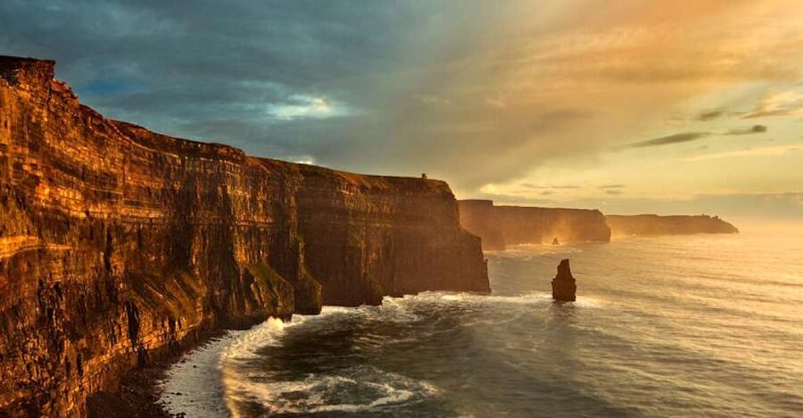 Cliffs of Moher and More: Full-Day Tour from Cork - Meeting at Paddywagon Tours in Cork and easing into the day