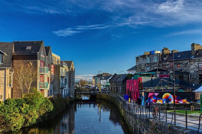 Cliffs of Moher, Burren and Galway 2 Days Private Chauffeur Tour - Bunratty Castle and Folk Park: how a fortress felt in the 15th century