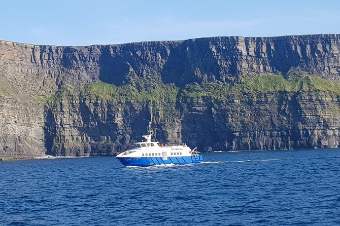 Cliffs of Moher including Cliffs of Moher Boat Experience Luxury Car Tour - Guides and pacing: why customization is part of the appeal
