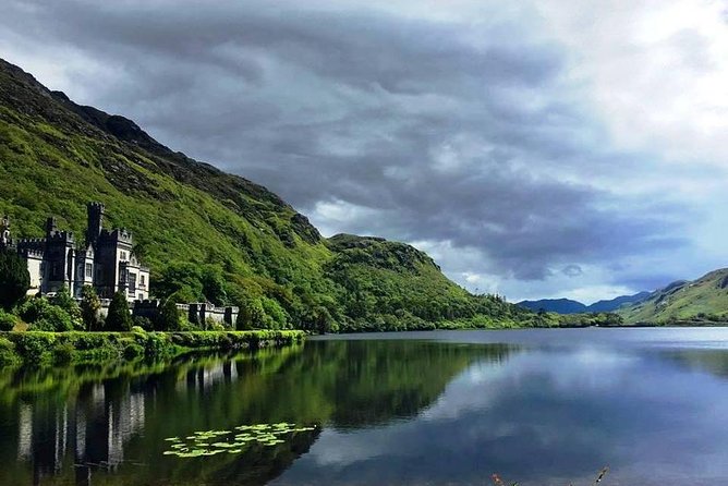 Connemara & Connemara National Park day tour from Galway. Guided. - Screebe Waterfall And Derryclare Lough: Quick Photo Stops With Big Payoff