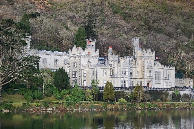 Connemara, Kylemore Abbey and Wild Atlantic Way tour from Galway - Lough Inagh and the Connemara Giant for the last stretch