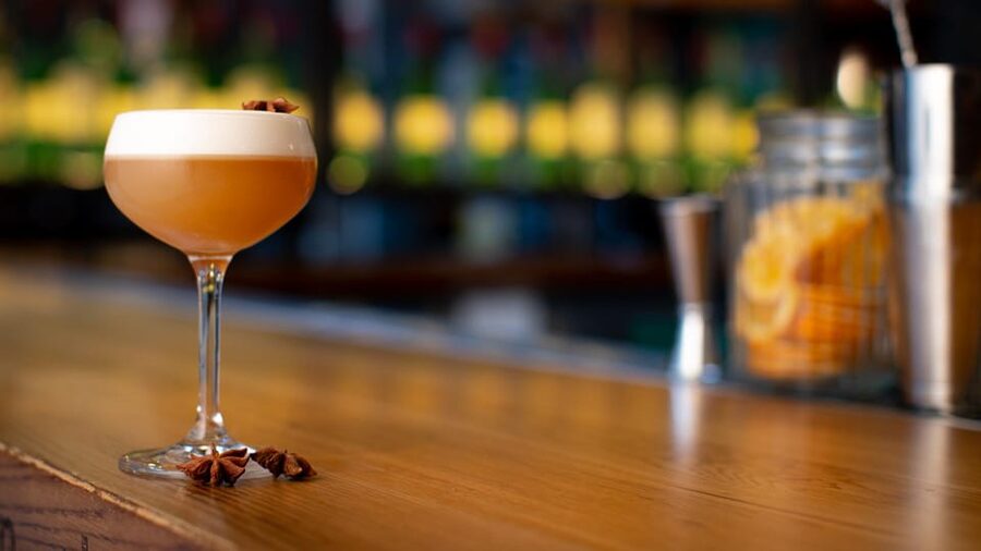 Cork: Jameson Cocktail Making Class at Midleton Distillery - Should you book this Jameson cocktail making class in Cork?