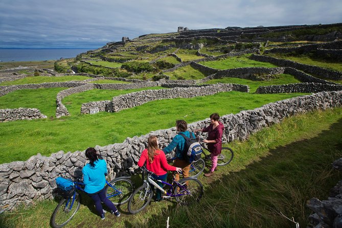 Cycling Inishmore Island. Aran Islands. Self-guided. Full day. - Where your ride starts in Kilronan, Inis Mór