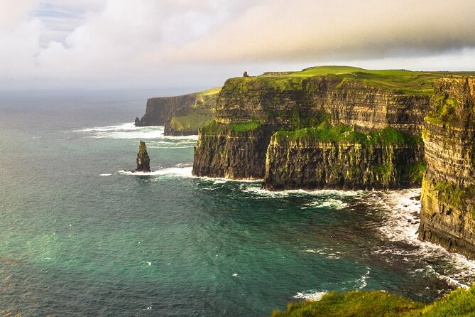 Day trip to Cliffs of Moher & Bunratty Castle and Ennis - Why this tour makes sense for a Dublin day