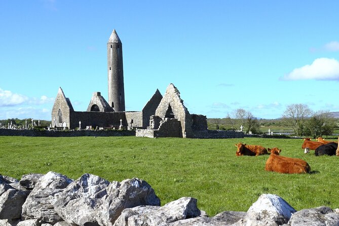 Day trip to Cliffs of Moher & Bunratty Castle and Ennis - Galway time: Shop Street, Oscar Wilde, and Eduard Vilde