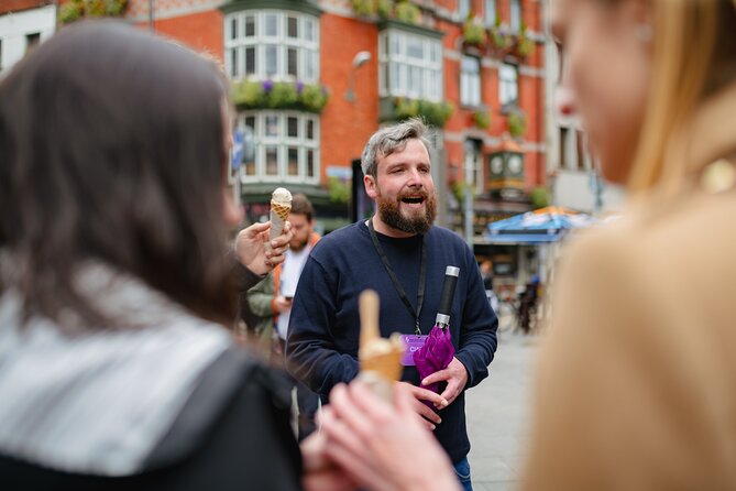 DayTripper Dublin: A Guided City Walking Tour - Entering Dublin Through St Stephen’s Green and the Wolfe Tone Start