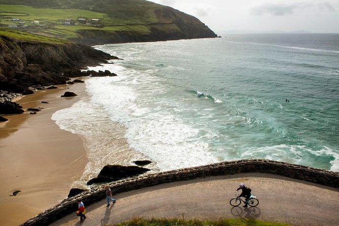 Dingle Peninsula Day Tour from Cork: Including The Wild Altanic Way - Getting started at Bridge Street, and how the day paces out