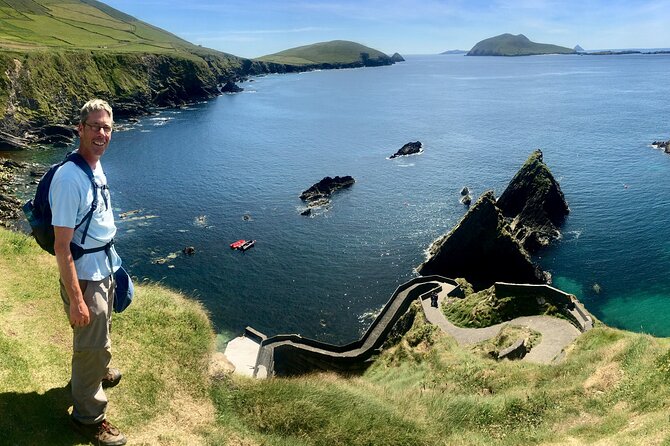Dingle Peninsula Guided Walking Tour - Starting at the Blasket Centre: your launch point in Dunquin