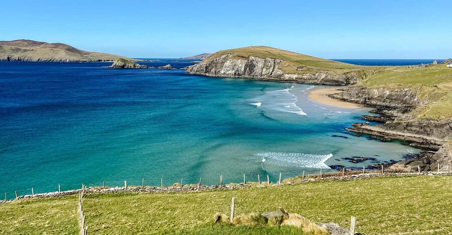 Dingle: Slea Head Photo And Sightseeing Tour - Gallarus Oratory and Kilmalkedar Church: Where the Coast Meets Early Ireland