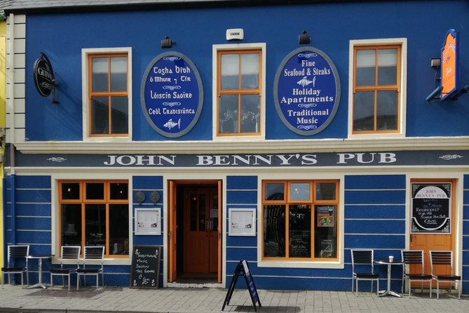 Dingle Town & Peninsula Private Chauffeur Driven Day Tour From Killarney Luxury - Getting from Killarney to Dingle in a Ford Tourneo Custom