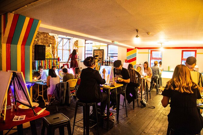Drink & Draw: Paint A Masterpiece - Materials and themes, the easiest route to a real canvas