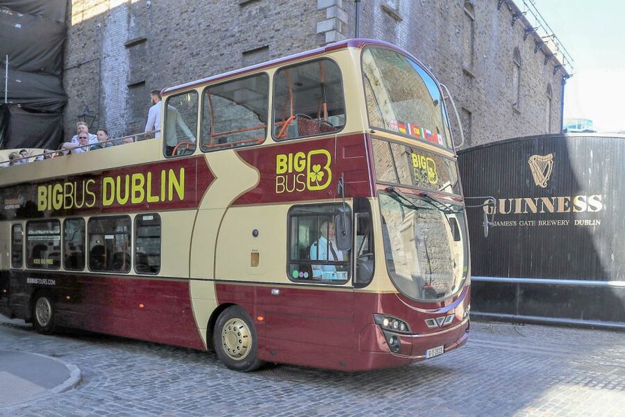 Dublin: Big Bus Hop-On, Hop-Off Tour with Live Guide - Guinness Storehouse and the whiskey trail: Teeling, Pearse Lyons, and Jameson