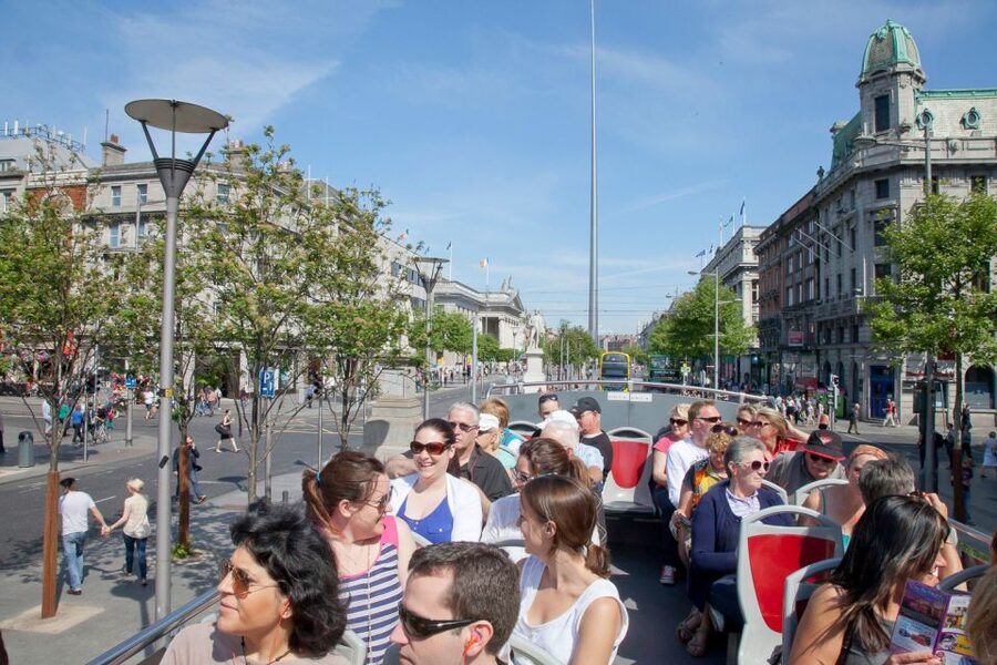Dublin: Big Bus Hop-On, Hop-Off Tour with Live Guide - Night tour and Yellow Umbrella walking tour add-ons on 48 or 72