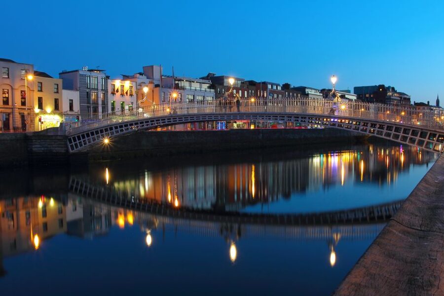 Dublin: Big Bus Panoramic Night Tour with Live Guide - The Real Value: Live Stories Plus Panoramic Sightlines