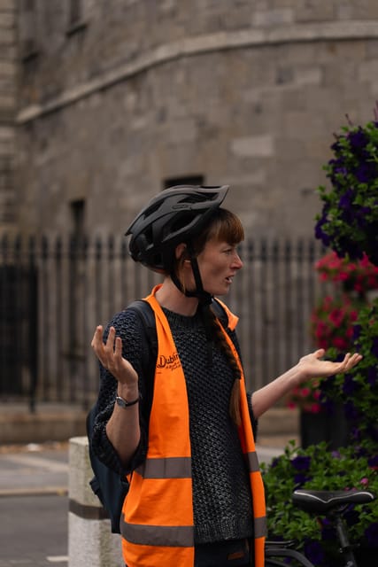 Dublin: Bike & E-Bike Tour with a Local Guide - What you’re really buying with this $32 price