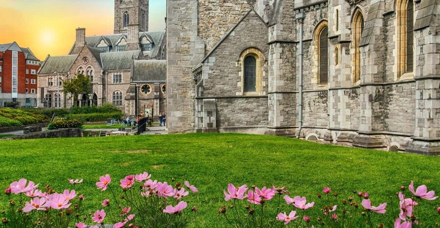 Dublin: Book of Kells, Dublin Castle and Christ Church Tour - Dublin Castle courtyards: where the stories get political