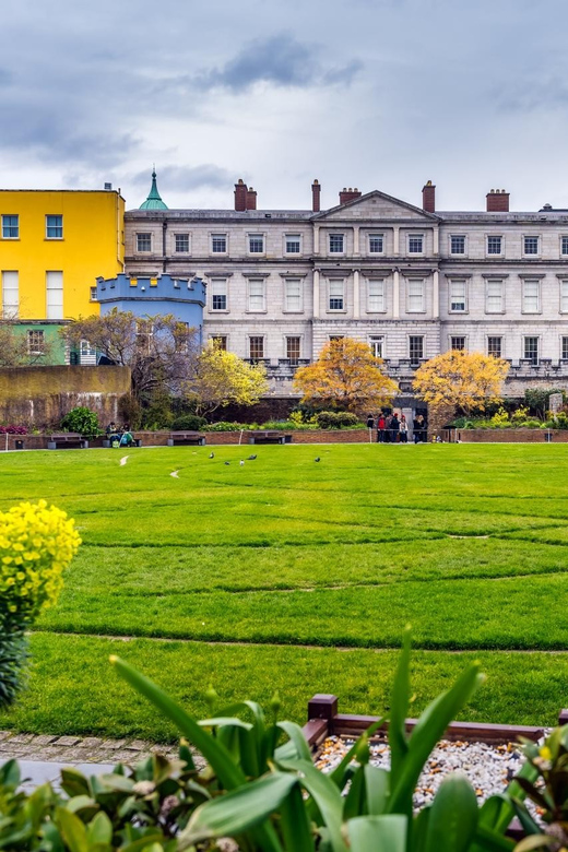 Dublin: Book of Kells, Dublin Castle and Christ Church Tour - Price and value: what’s included, what you’ll likely add