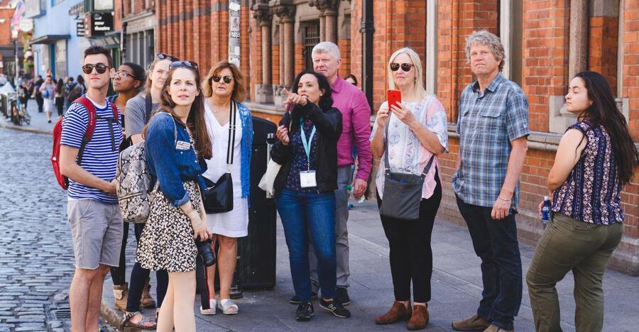 Dublin: Delicious Walking Food Tour - First steps at the Spire, O’Connell Street