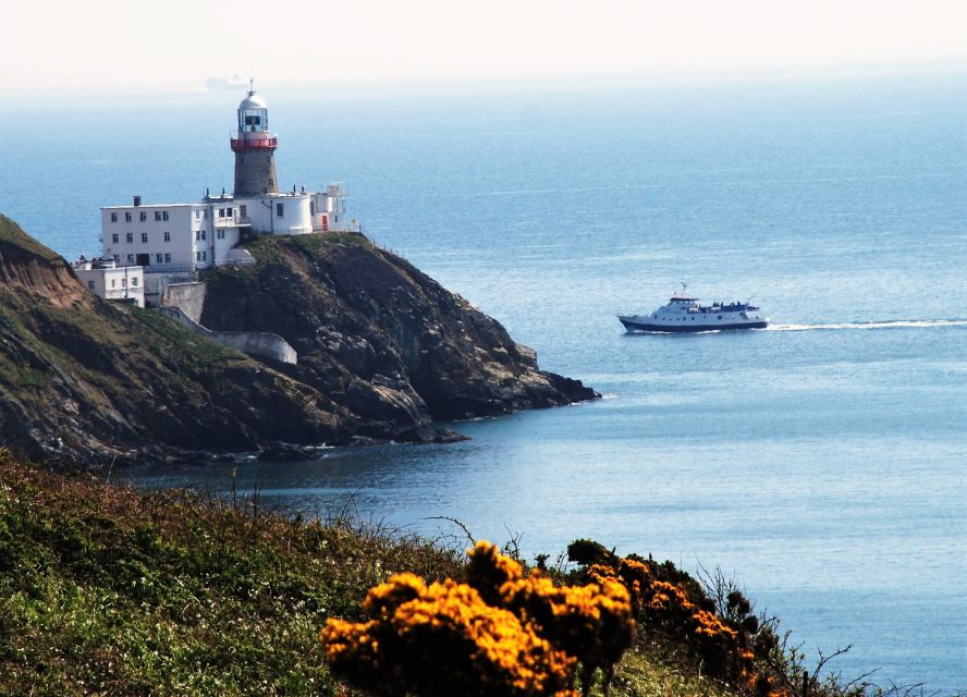 Dublin: Dublin Bay Cruise from Dun Laoghaire to Howth - A Sail That Shows Dublin Bay From the Right Angle