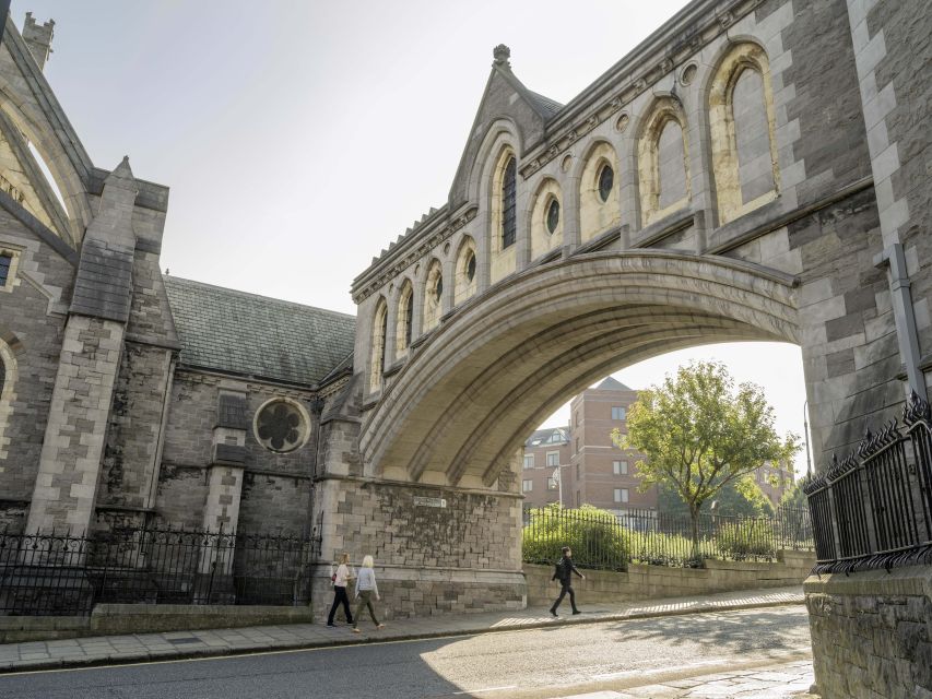 Dublin Explorer Pass: Save up to 50% on 3 to 7 Attractions - Dublin Castle and Dublinia, when history turns into an experience