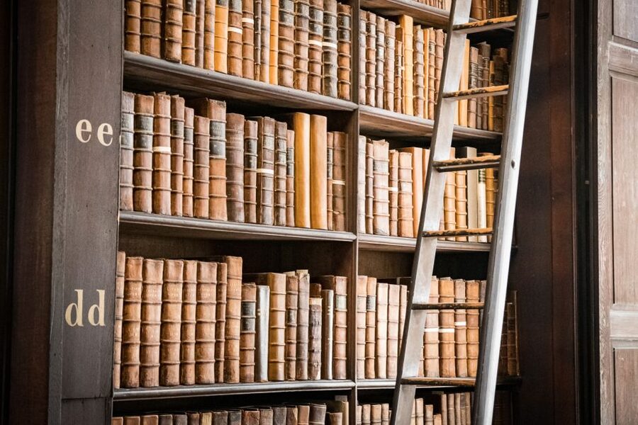 Dublin: Fast-Track Book of Kells Ticket & Dublin Castle Tour - Fast-track timing that actually fits Dublin
