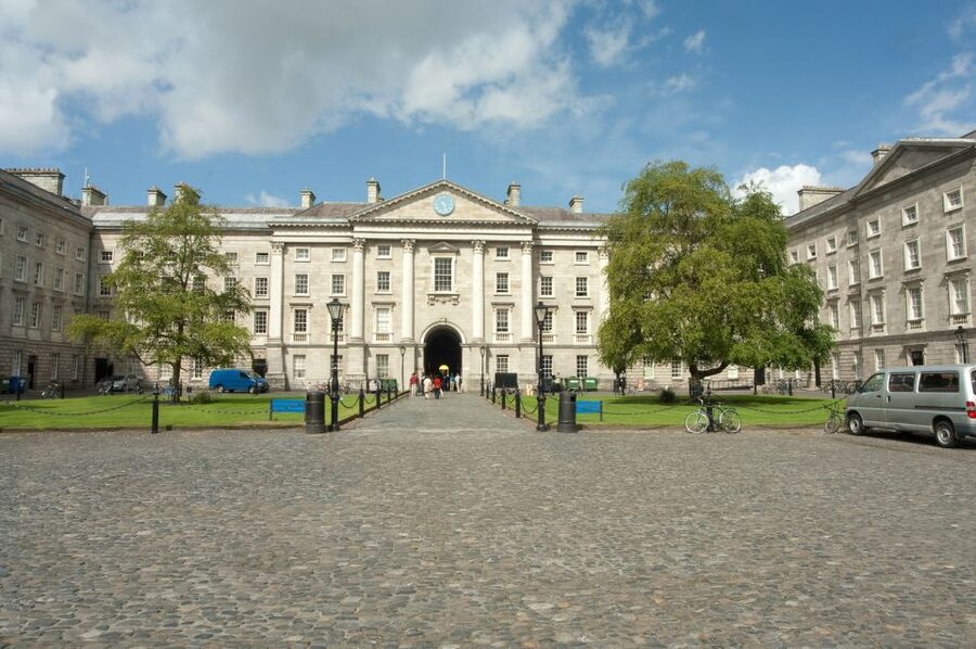 Dublin: Fast-Track Book of Kells Ticket & Dublin Castle Tour - What you get for $90: value, not just access