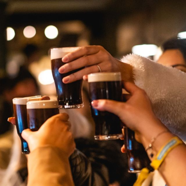 Dublin: Generation Pub Crawl - Group size, splitting into smaller bands, and pacing that works