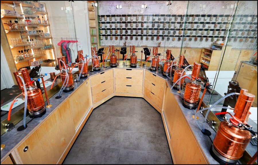Dublin: Gin Masterclass with Welcome Drink & Tasting Flight - After the class: staying for bar time and using the space