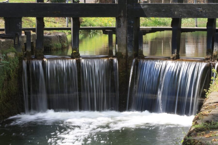 Dublin: Grand Canal Cruise with Dinner - Sailing Through Dublin’s Locks: The Cool Part of the Sightseeing