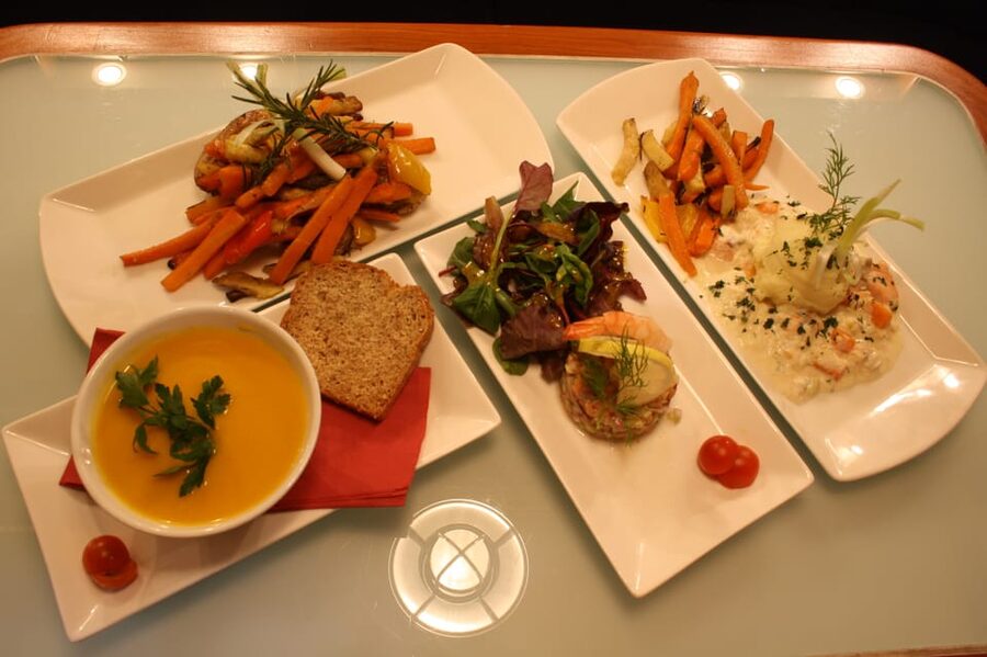 Dublin: Grand Canal Cruise with Dinner - How Much Time You Really Get (and Why It Can Feel Fast)