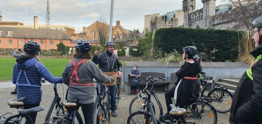 Dublin: Guided Bike & E-Bike Tour - Canals and River Liffey Views From the Saddle