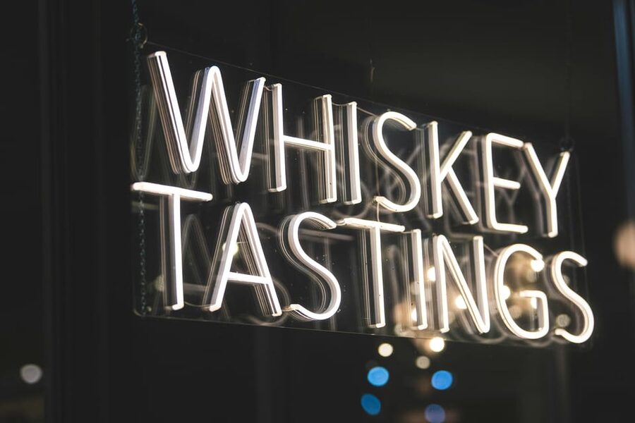 Dublin: Guinness Storehouse, Roe & Co Irish Whiskey Tour - What you actually taste: Guinness and one premium whiskey drink